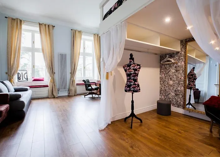 In A Luxury Designer Period In Old Town By Presidential Palace * Bratislava